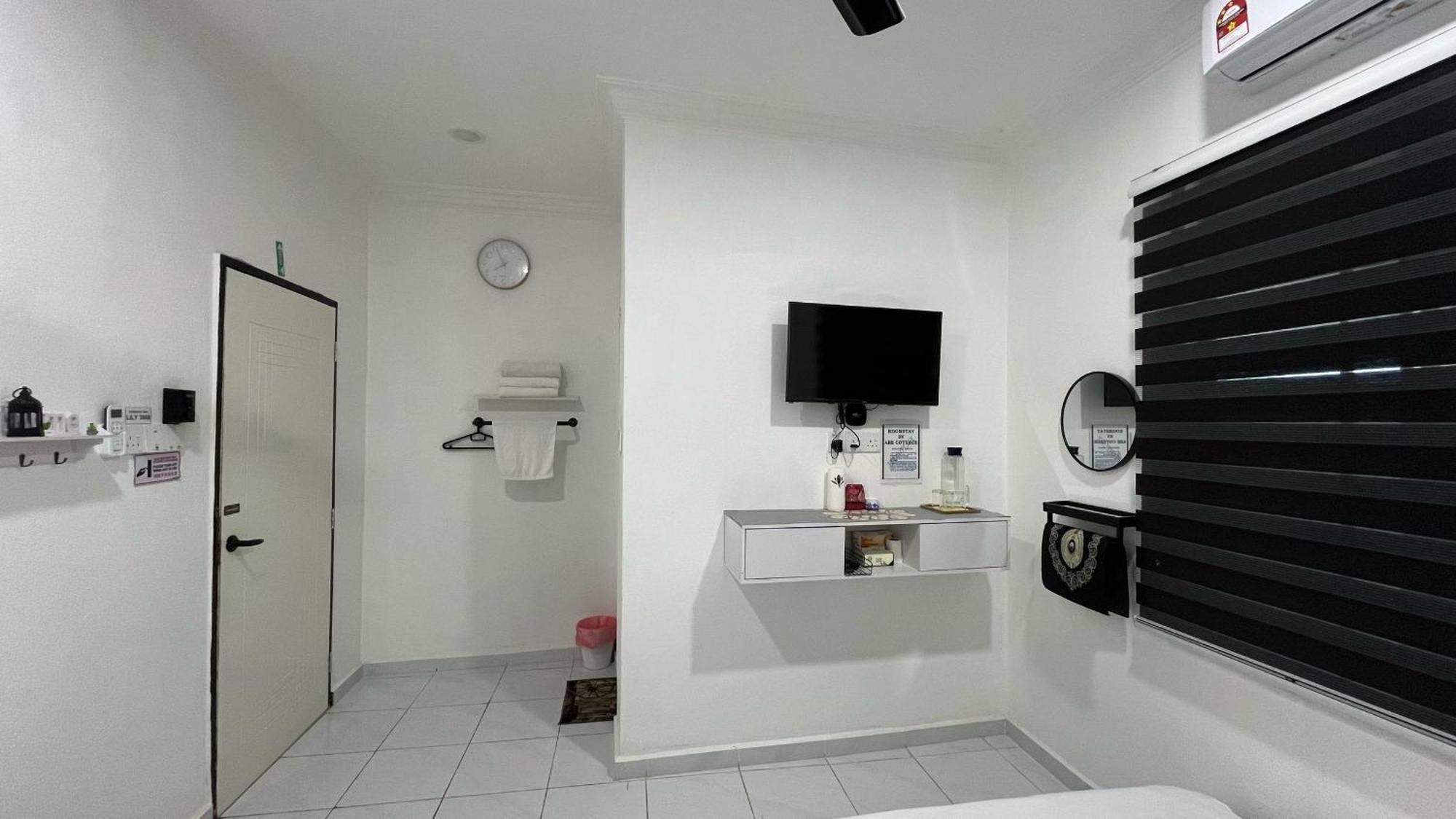 Roomstay By Abe Cottage Kampung Kuala Besut Rum bild
